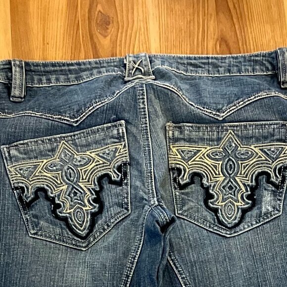 Antik Denim Woman's BoHo/Bohemian Embroidered Jeans Sz 31 - Picture 8 of 12